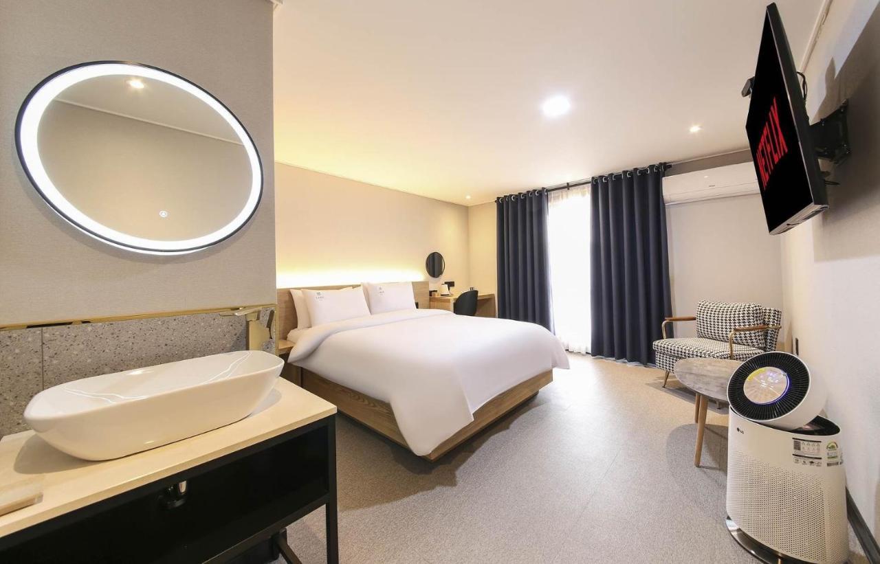 Labe Hotel Jeonju Exterior photo