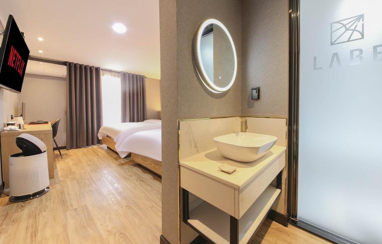 Labe Hotel Jeonju Exterior photo
