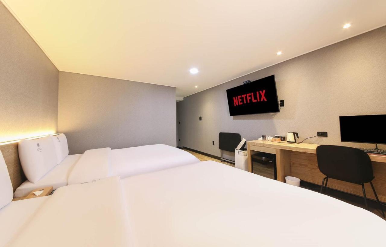 Labe Hotel Jeonju Exterior photo